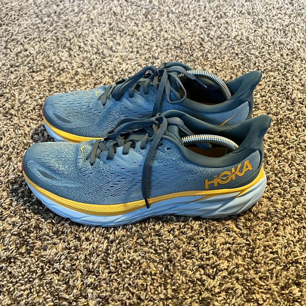 Hoka Clifton 8